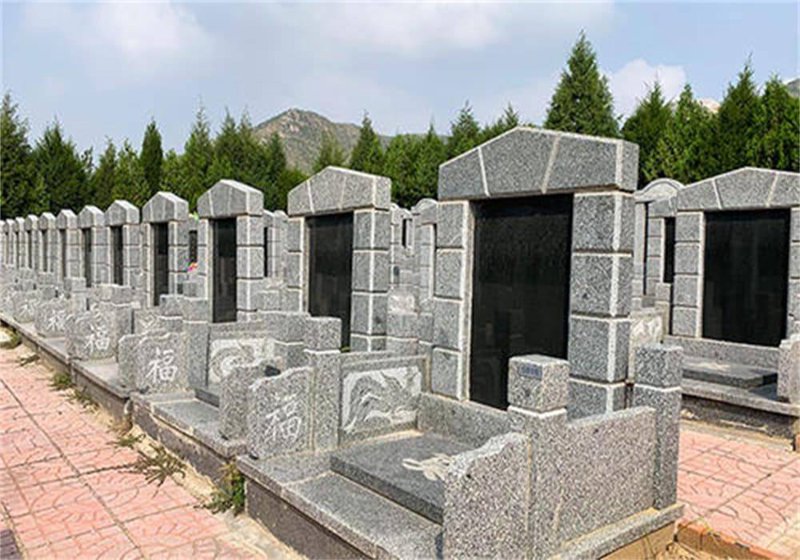 成都墓地价格：行业分析与深度研究
